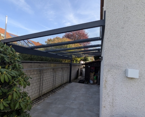 Modernes Glas-Terrassendach für mehr Komfort