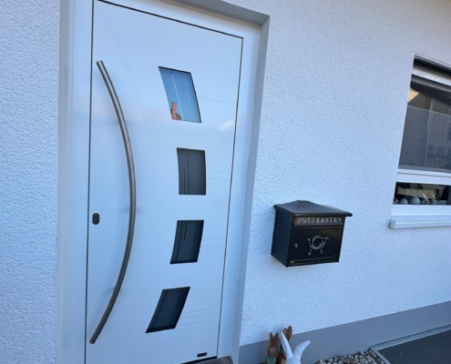 Neue Haustür, neuer Eindruck: Modernisierung des Eingangsbereichs